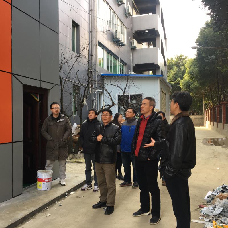 后院.JPG 后院.JPG